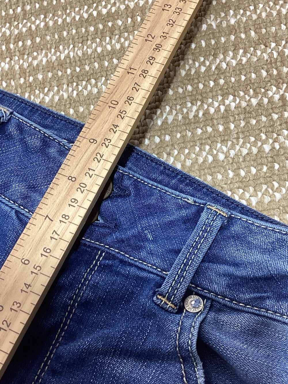 American Eagle Artist Crop Super Stretch Size 12 Blue Denim Jeans - Picture 13 of 14